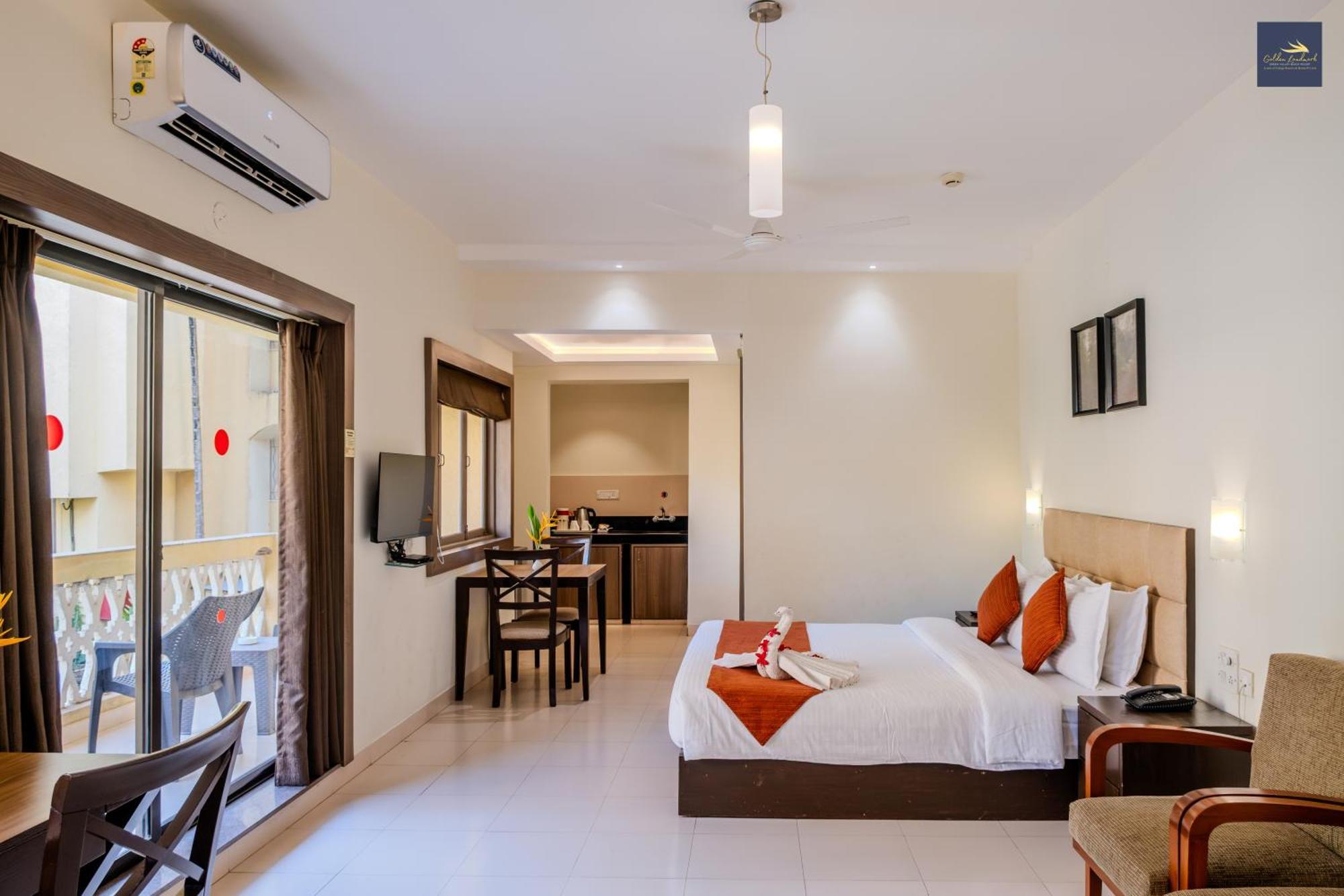 Golden Landmark Green Valley Beach Resort Dona Paula Ngoại thất bức ảnh