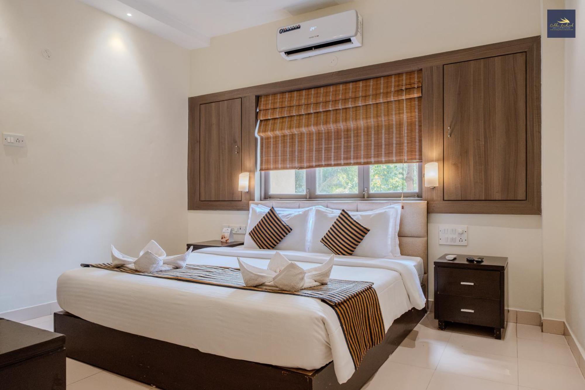Golden Landmark Green Valley Beach Resort Dona Paula Ngoại thất bức ảnh