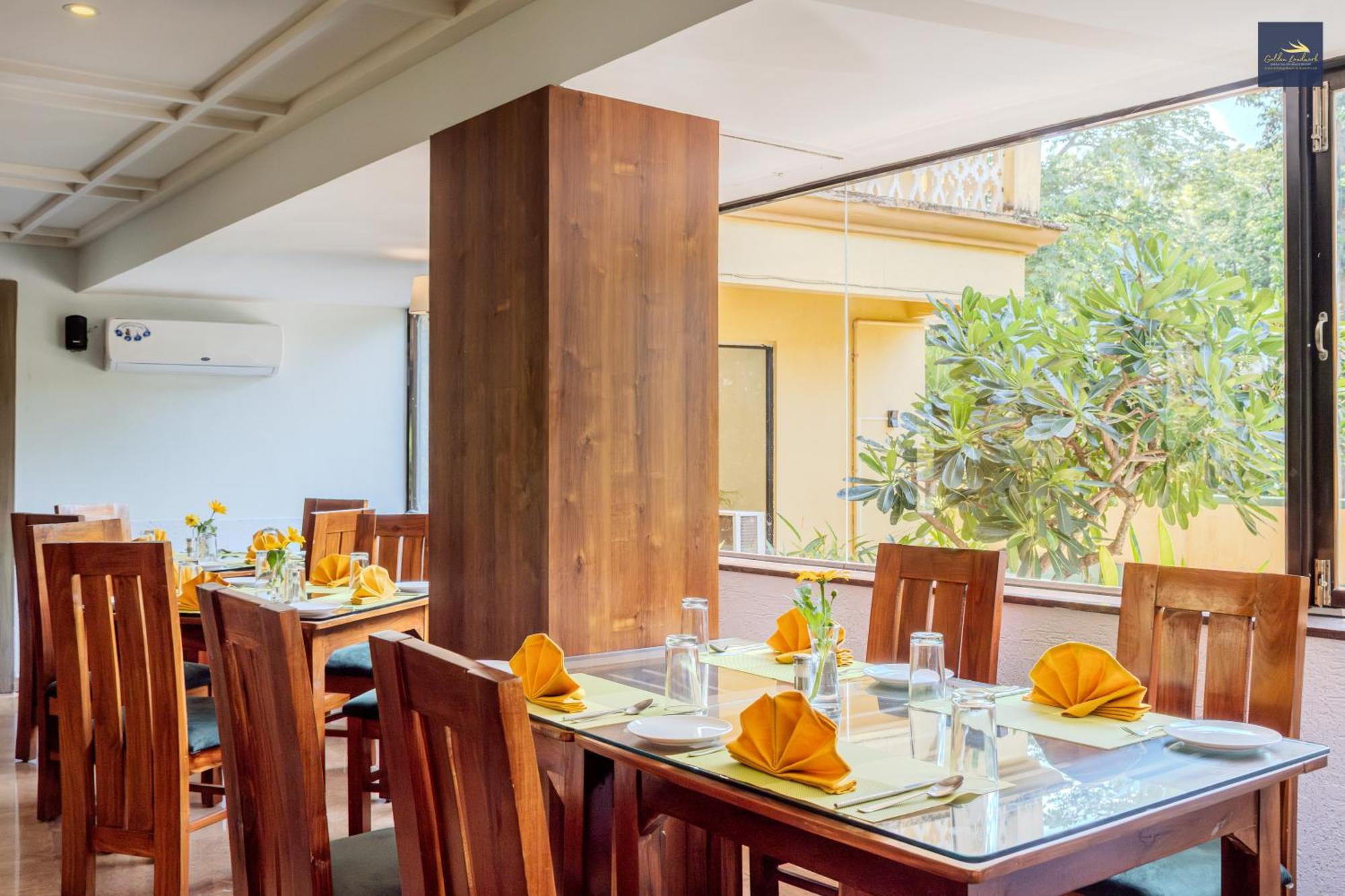 Golden Landmark Green Valley Beach Resort Dona Paula Ngoại thất bức ảnh