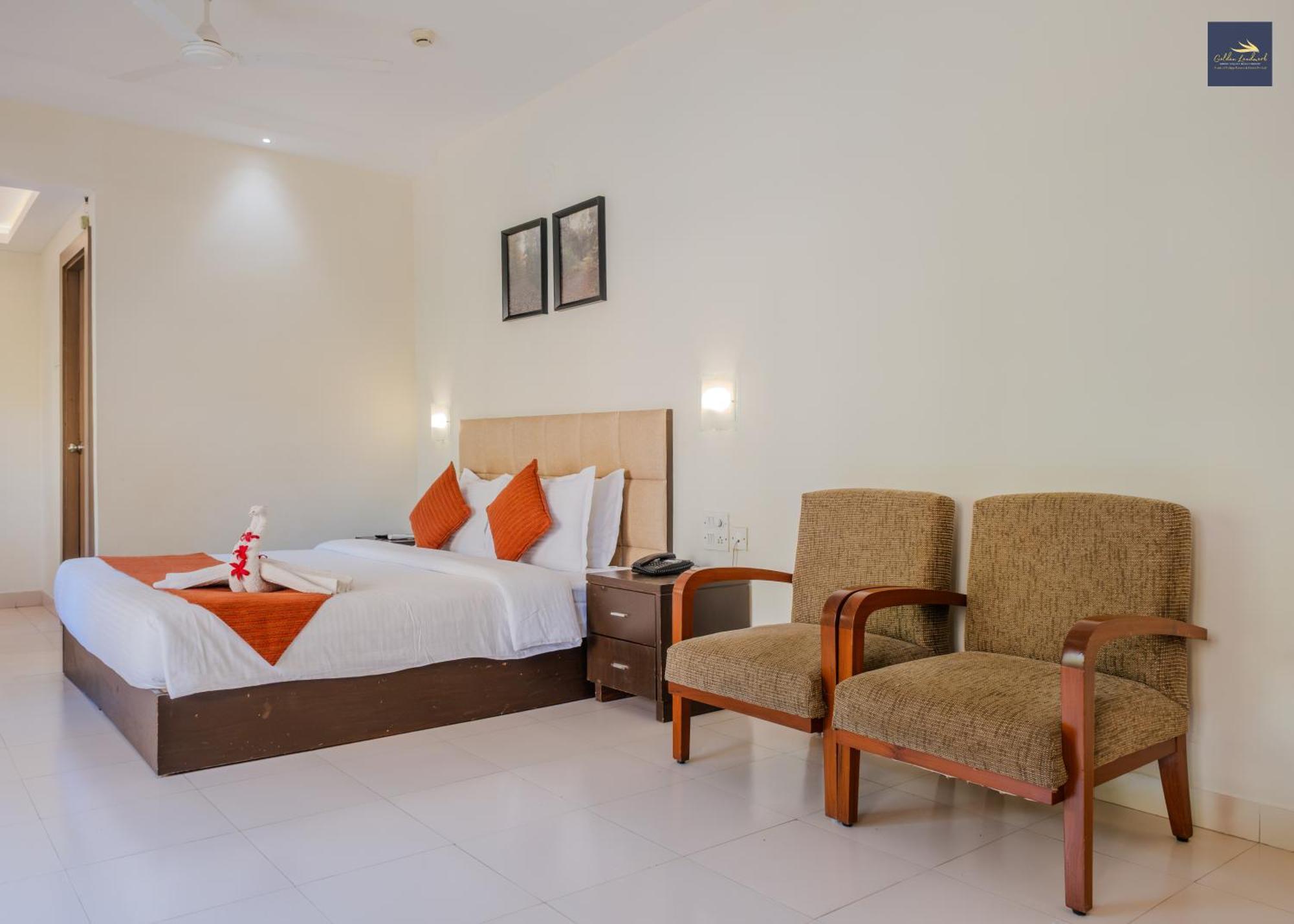 Golden Landmark Green Valley Beach Resort Dona Paula Ngoại thất bức ảnh